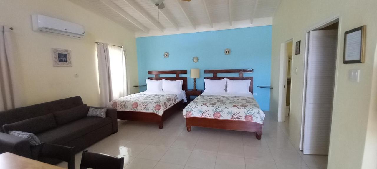 Modrians Bed & Breakfast Runaway Bay Dış mekan fotoğraf